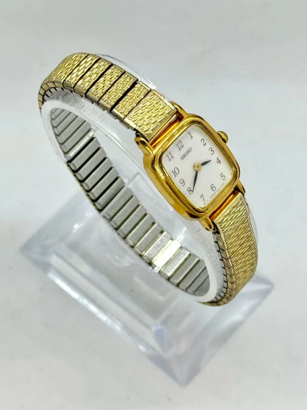 Vintage Seiko Women’s Quartz Gold Tone Watch 15mm White Dial New Battery Runs